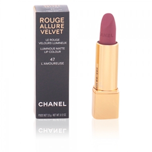 ROUGE ALLURE VELVET #47-l'amoureuse 3.5 gr ROUGE ALLURE VELVET #47-l'amoureuse 3.5 gr