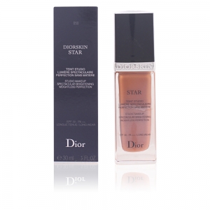 DIORSKIN STAR fluide #050-beige foncé 30 ml DIORSKIN STAR fluide #050-beige foncé 30 ml